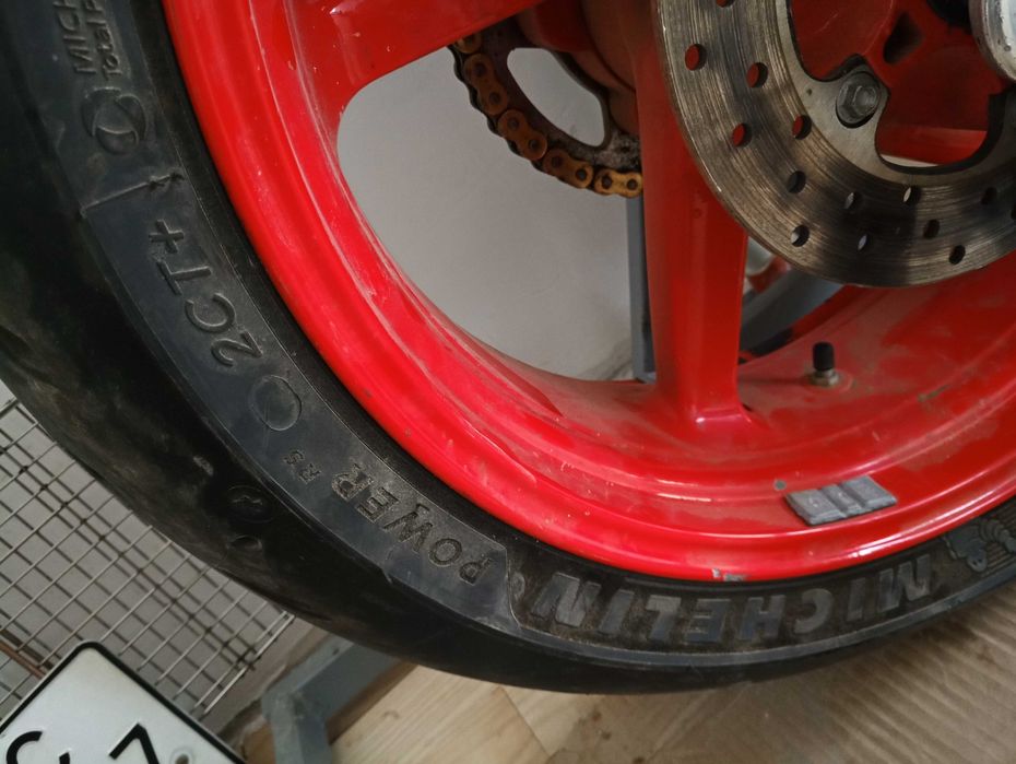 Aprilia RSV 1000  2006р. обмін на авто