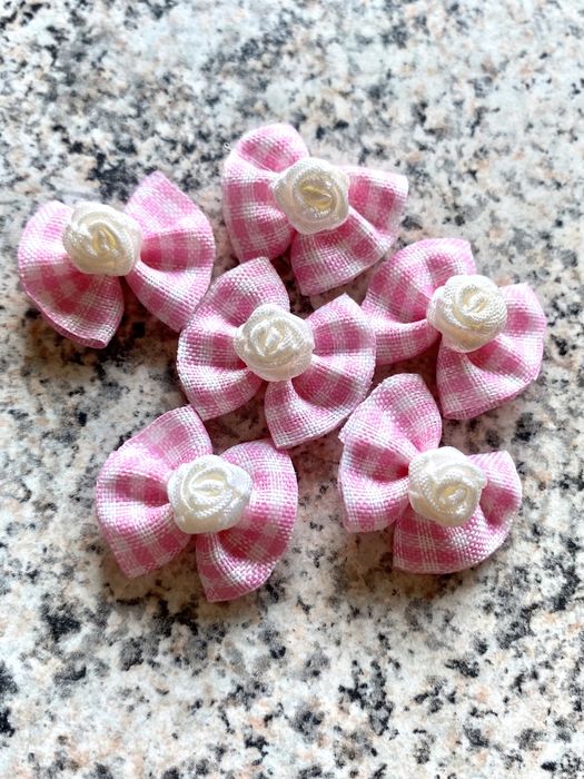 390 sztuk- Kokardki + Dodatki pasmanteria - mozliwa faktura (opis)