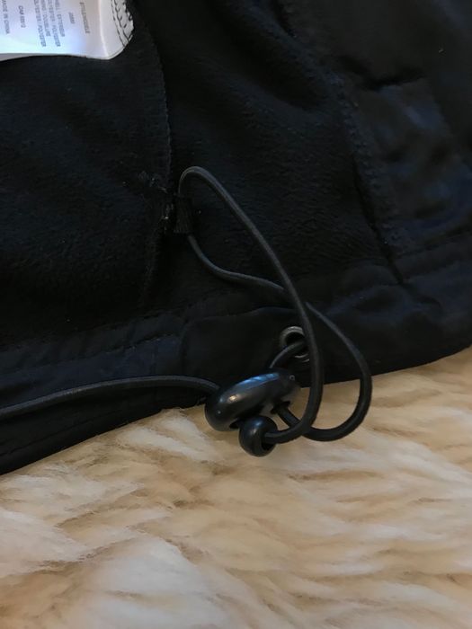 Czarna kurtka przejściowa softshell L