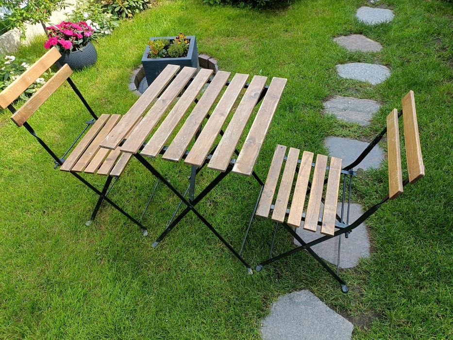 Stolik, krzesła Ikea  Meble balkonowe, ogrodowe