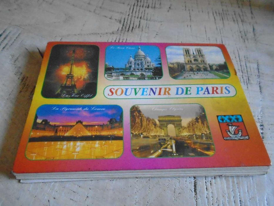 pocztówki rozkładane Paryż