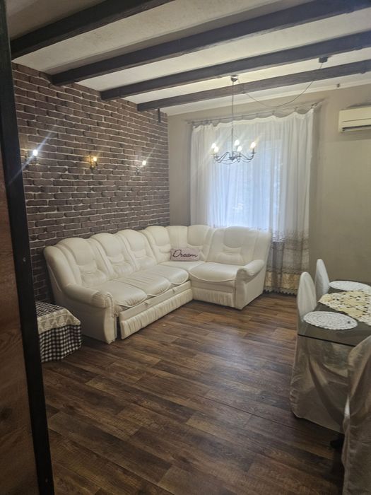 Сдам 2к квартиру в центре люкс класса