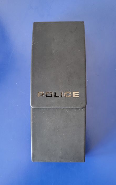 Caixa rígida  para óculos marca Police