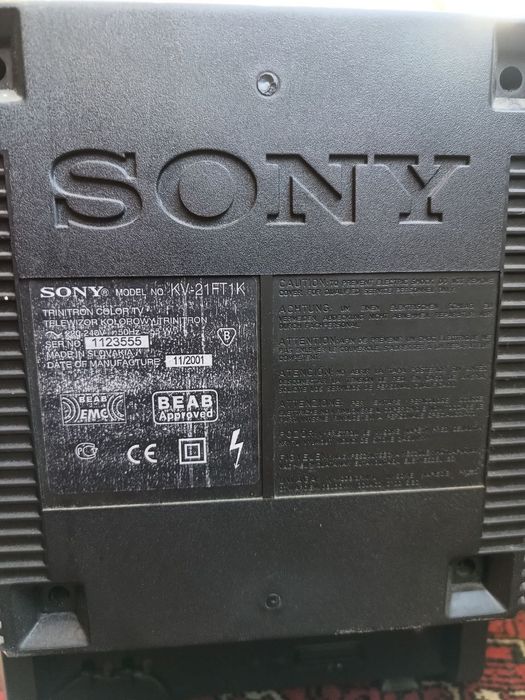 Телевізор SONY в робочому стані с пультом
