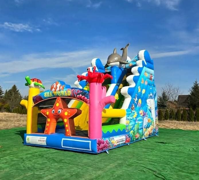 Dmuchaniec wodny świat trampolina plac zabaw  zjeżdżalnia