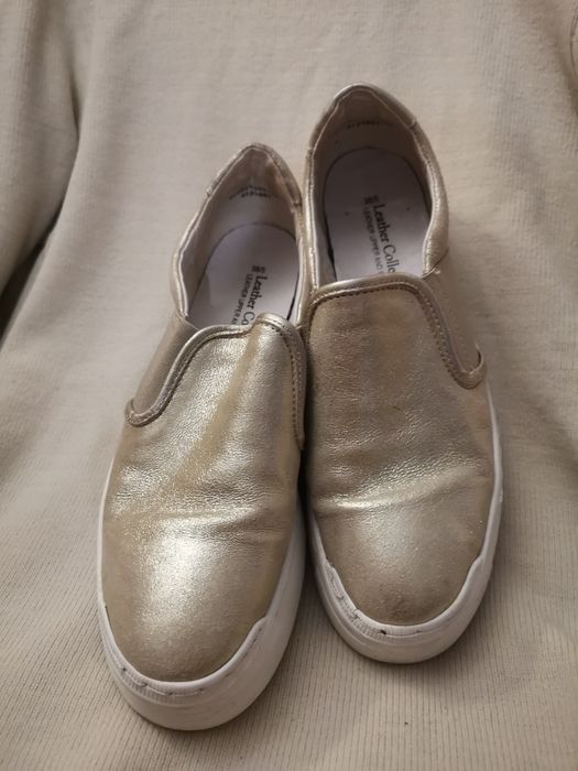 lekkie buty damskie, sportowe, złote