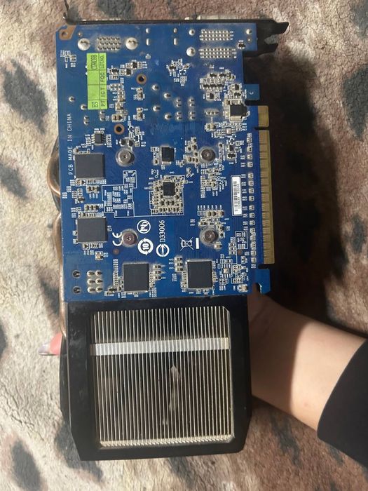 GTX 650 ti     2GB