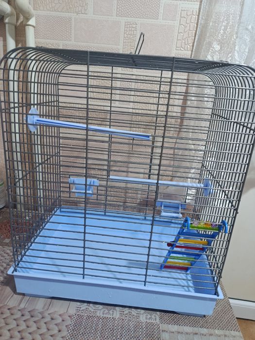 Большая клетка для попугая
