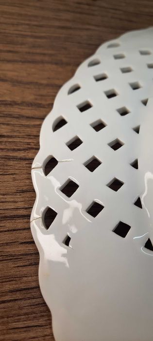 Две старинные тарелки Meissen  19 век. Смотрите все мои объявления!