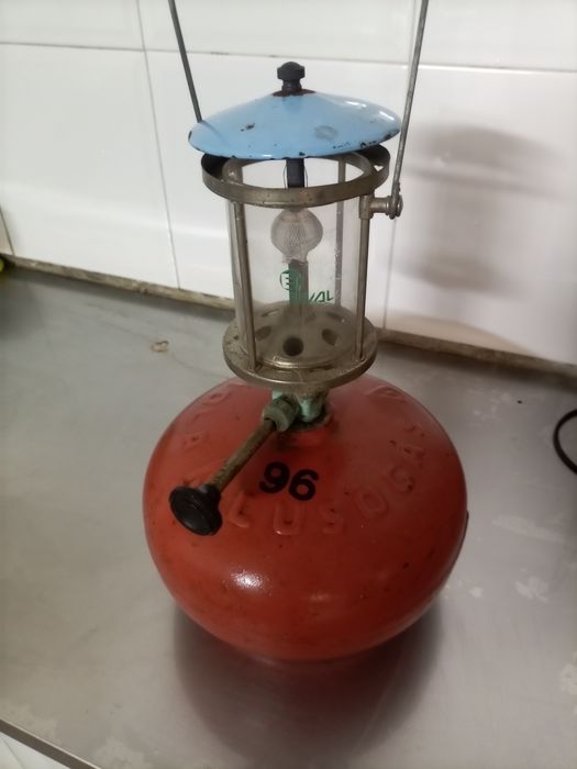 Lanterna a gás bom estado