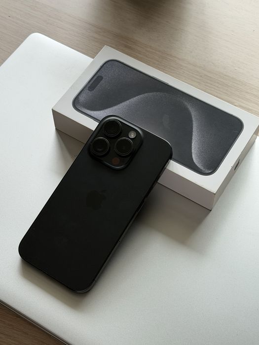 **IPHONE 15 PRO 128GB - 89% BATERII**