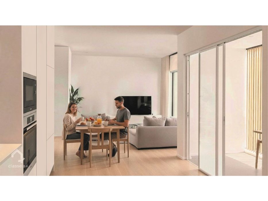 Apartamento tipologia T3 — Abrantes (São Vicente E São João) E Alferrarede, Santarém