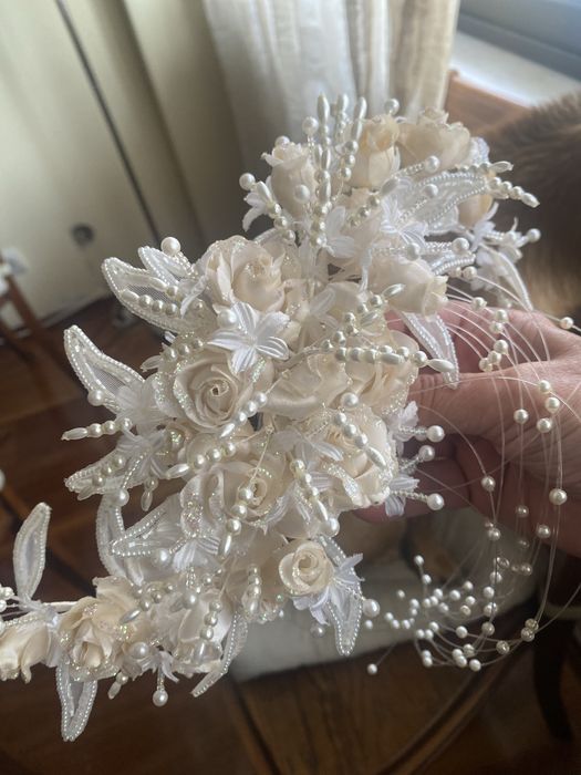 Toucados noiva e menina alianças