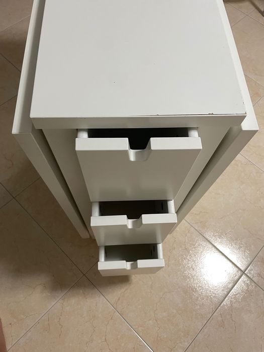 Mesa ikeia dobrável