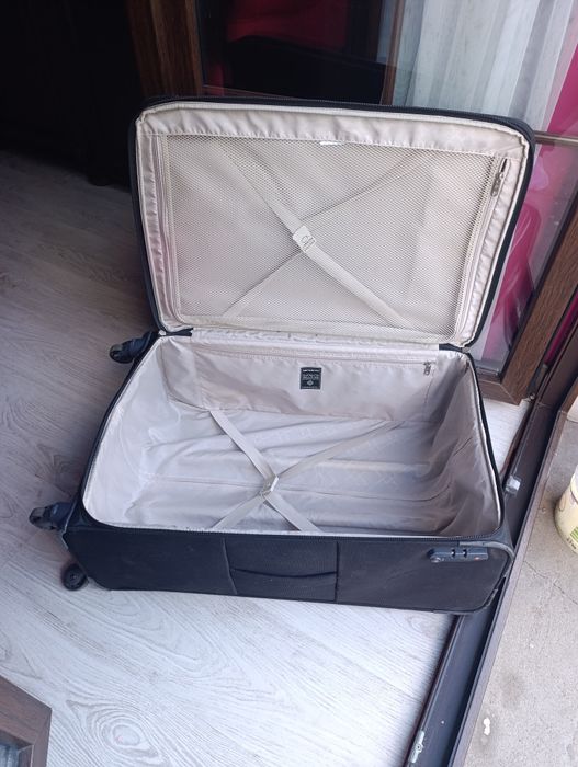 Walizka Samsonite base bost