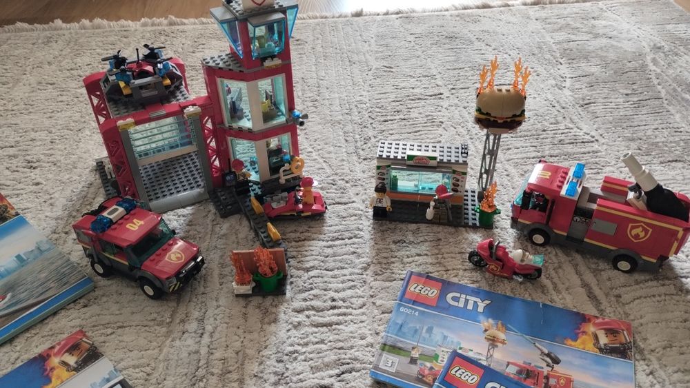 Dwa zestawy LEGO City straż pożarna 60215 i 60214