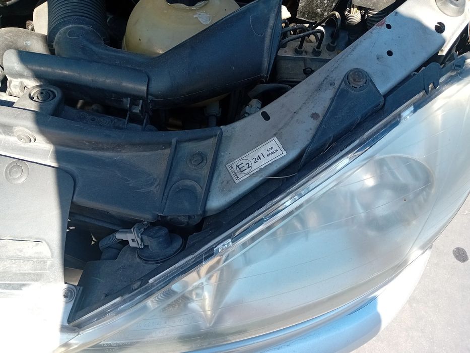 Ótica / farol esquerda PEUGEOT 206 (2A/C)