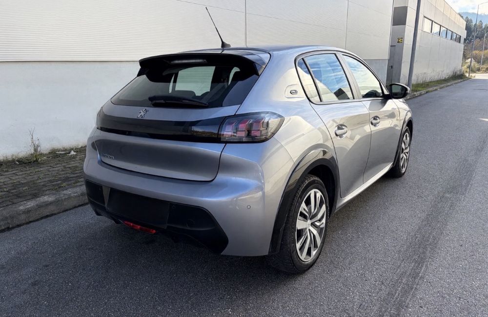 Peugeot e-208 - 99.862 kms