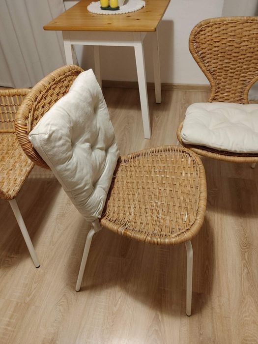 3 krzesła rattanowe / wiklinowe – komplet – 300 zł