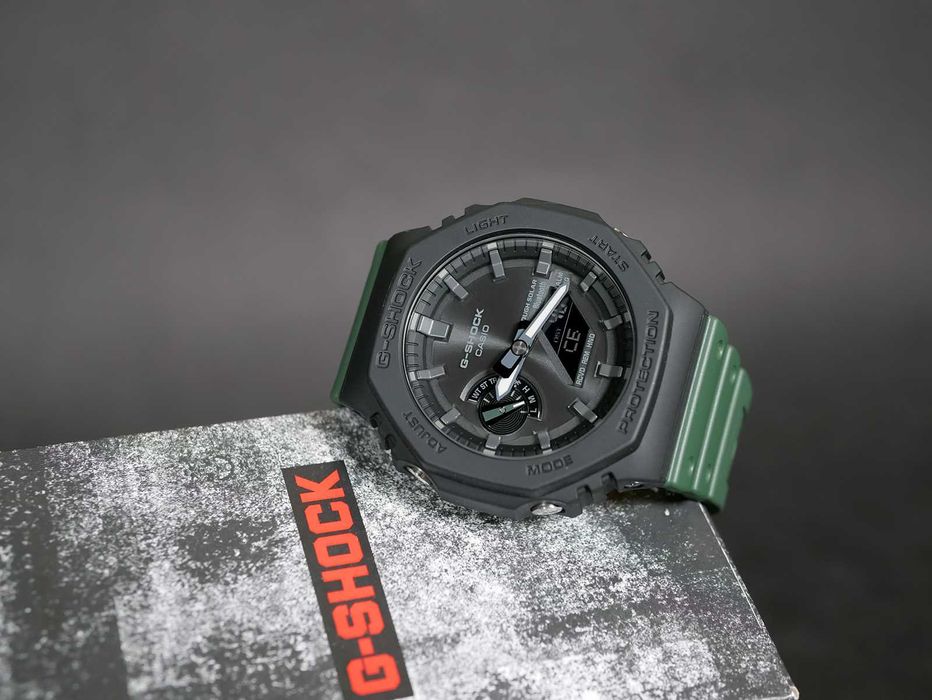 Casio GA-B2100-3A Black Green Bluetooth G-Shock.  100% original.