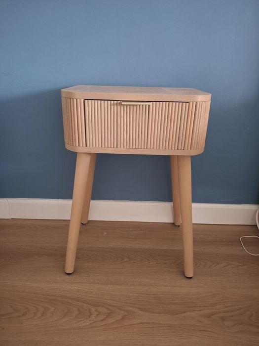 Mesa de cabeceira - Nova