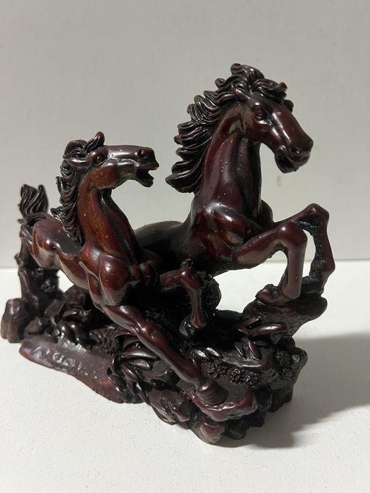 Estatueta par de cavalos