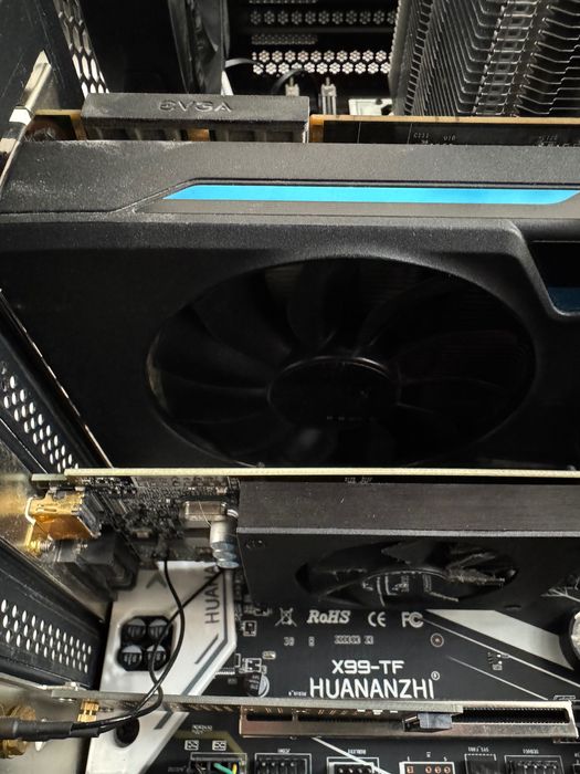 Stacja robocza / komputer do gier – Xeon, 128GB RAM, GTX 970, NVMe