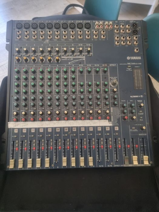 Mesa de mistura yamaha