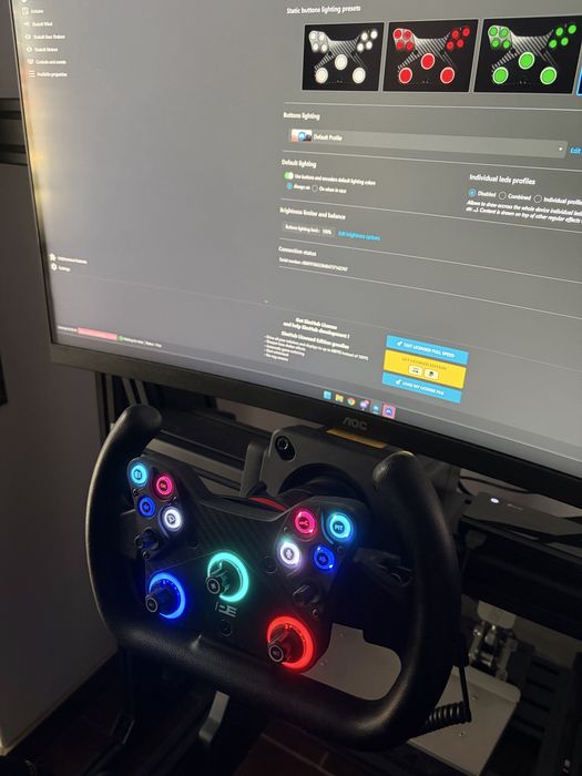 Simucube 2 Pro com volante e QR
