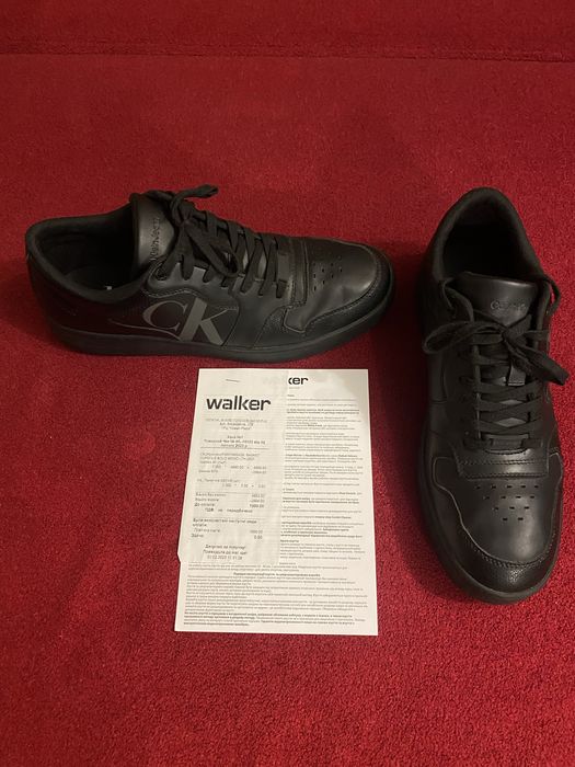 Обувь 42-43 размер,кроссовки,берцы,сандали,штаны хаки в подарок