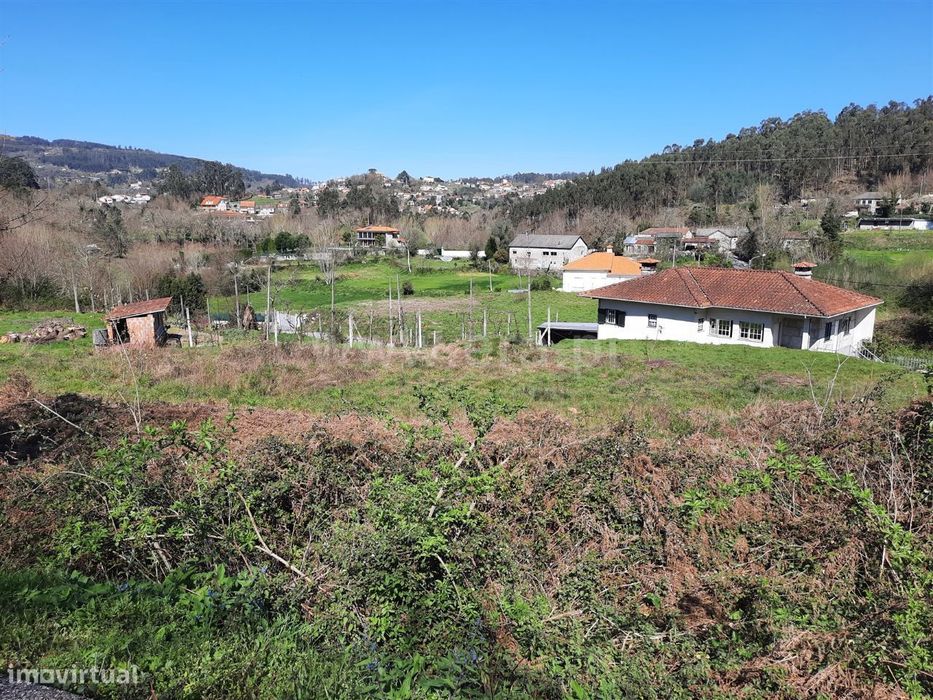 Terreno de construção em Vinhós