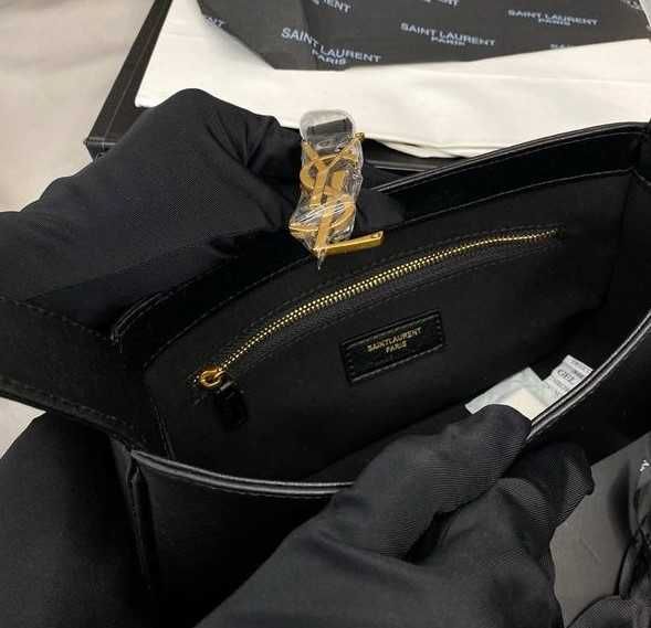 Женская сумка Yves Saint Laurent черная натуральная кожа Ив Сен Лоран