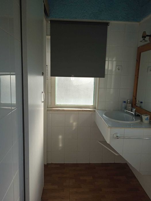 QUARTO PARA ALUGAR - Ideal para Estudante, situado numa quintinha