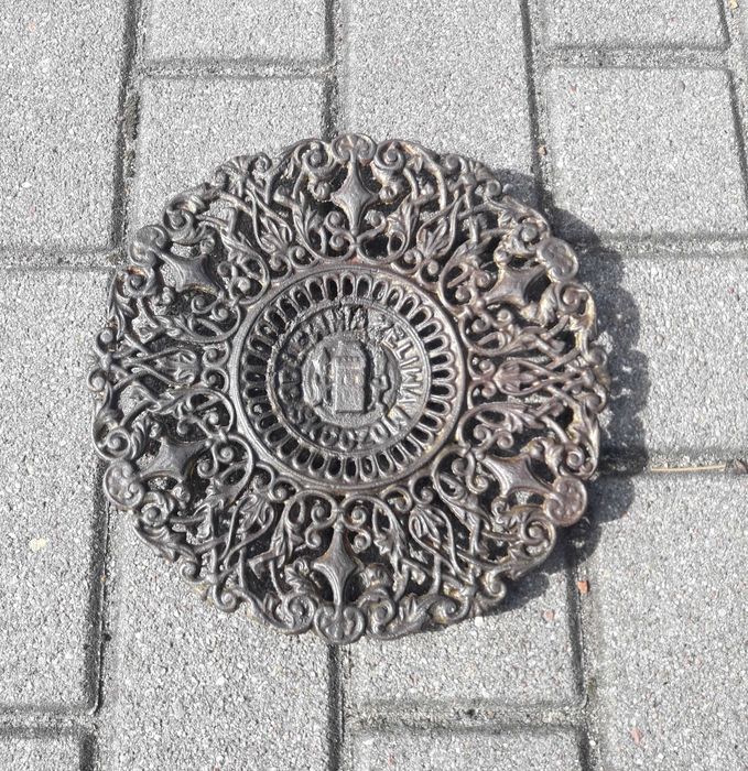 Stary żeliwny talerz pamiątkowy Odlewnia Żeliwa Skoczów