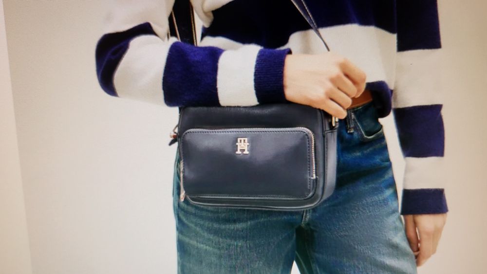 Tommy Hilfiger oryginalna nowa torebka listonoszka
