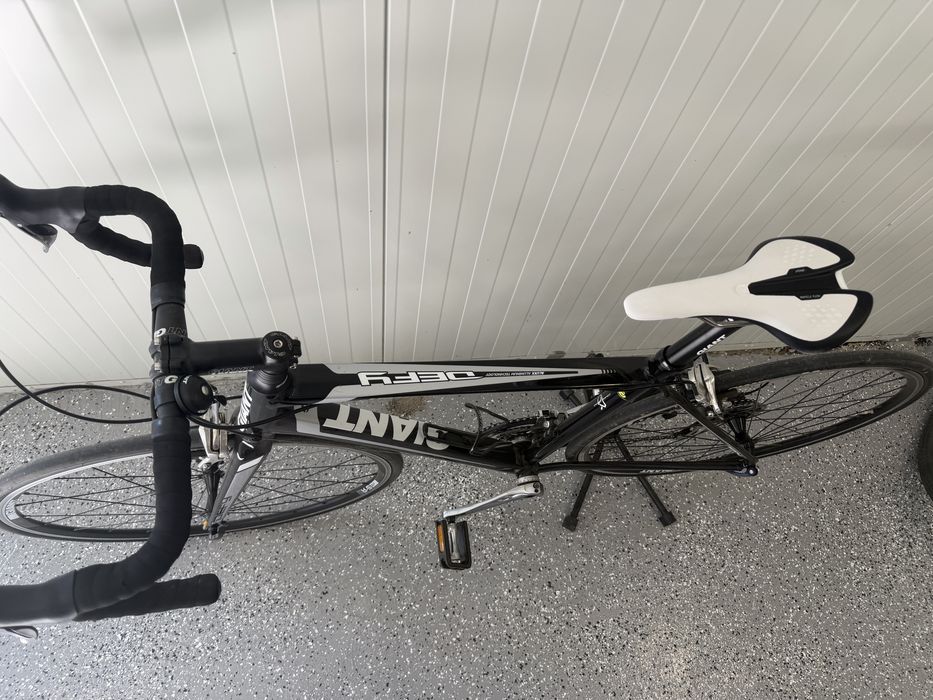 Rower szosowy Giant Defy | Shimano Tiagra 3x10 | Rozm. M (51 cm)