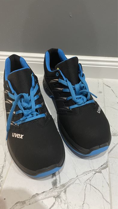 Uvex NOWE buty robocze r45 polecam