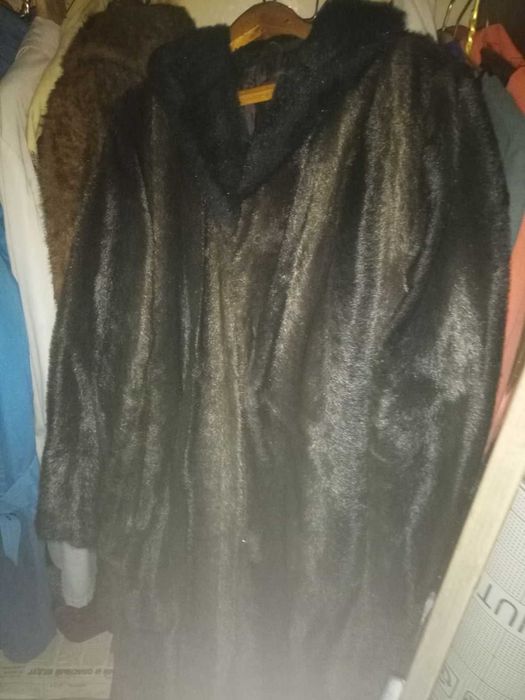 Продам  шубу из искусственного меха