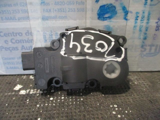 Motor da comporta da sofagem BMW 2 Gran Tourer (F46)