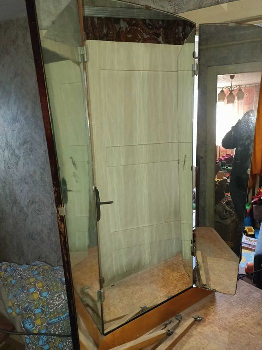 Toaletka z trzema lustrami PRL