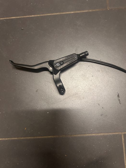 Klamka hydrauliczna nutt