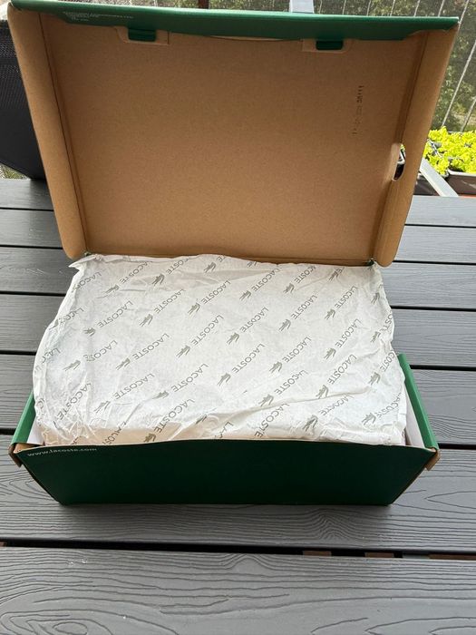 Sapatilhas Lacoste novas