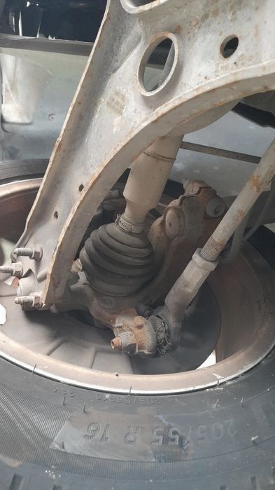 Manga de eixo frente direita VOLKSWAGEN Golf V (1K1)