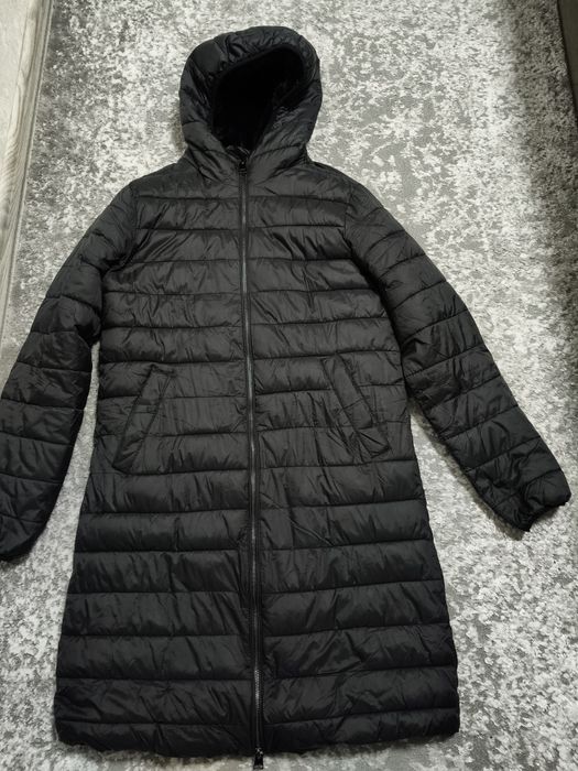 .Довга  куртка Pull&Bear, чорна, розмір  S/M