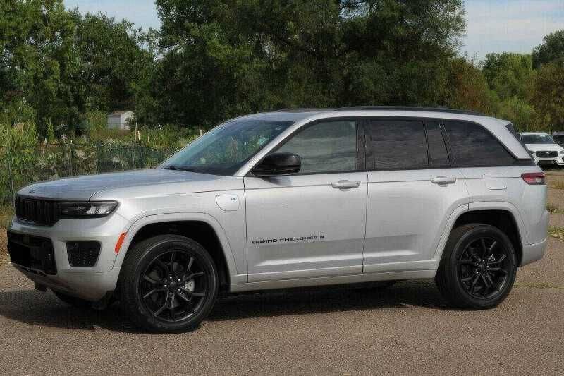 2023 Jeep Grand Cherokee 30th Anniversary 4xe