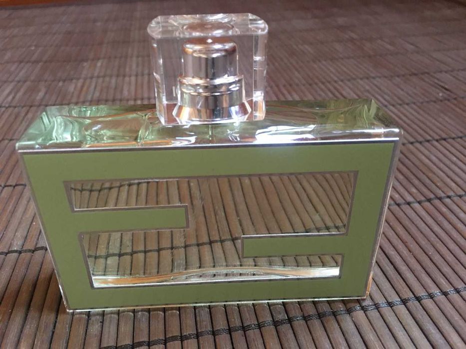 Fan di Fendi Eau Fraiche рідкісний парфум аромат