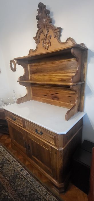 Móvel/ Aparador de Sala de Jantar