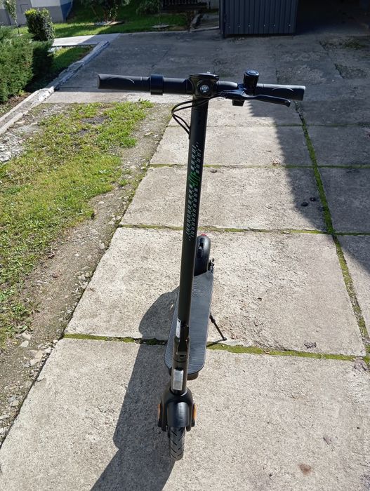Продам електросамокат