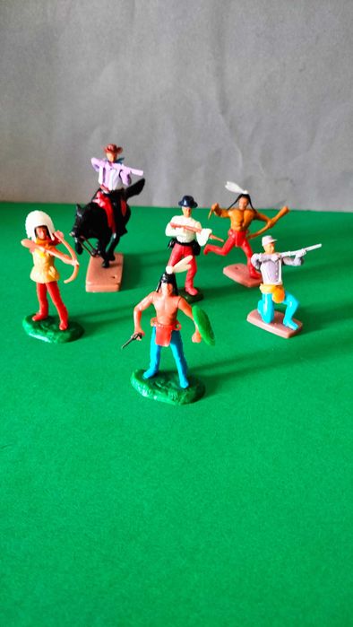 ELASTOLIN e PLASTY anos 70 - Conjunto FAR WEST - compatível com Timpo Toys Swoppet. Portes inclusos.