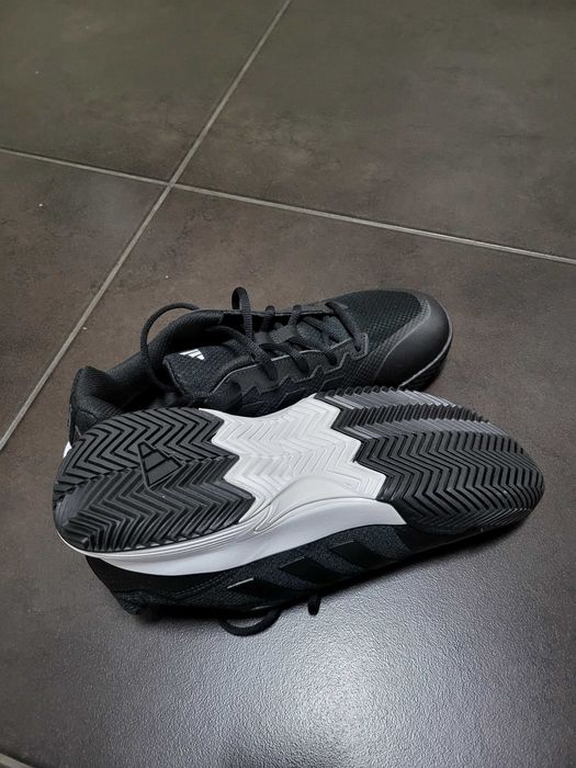 Sapatilhas de Ténis ADIDAS Gamecourt 2.0 NOVAS TAMANHO 43 1/3